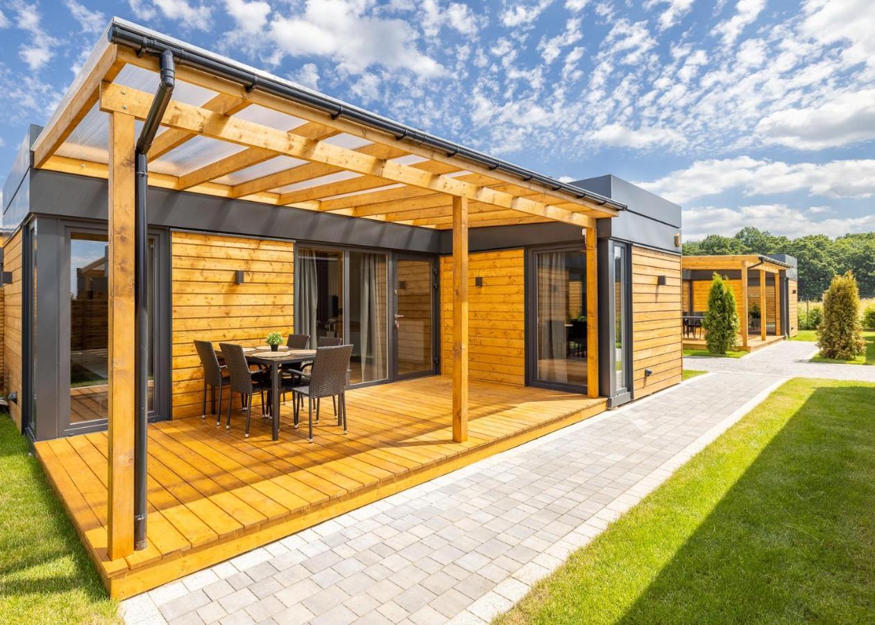 Rresort - Domki Z Krytym I Podgrzewanym Basenem, Sauna, Wifi, Parking W Cenie! Rewal Eksteriør billede