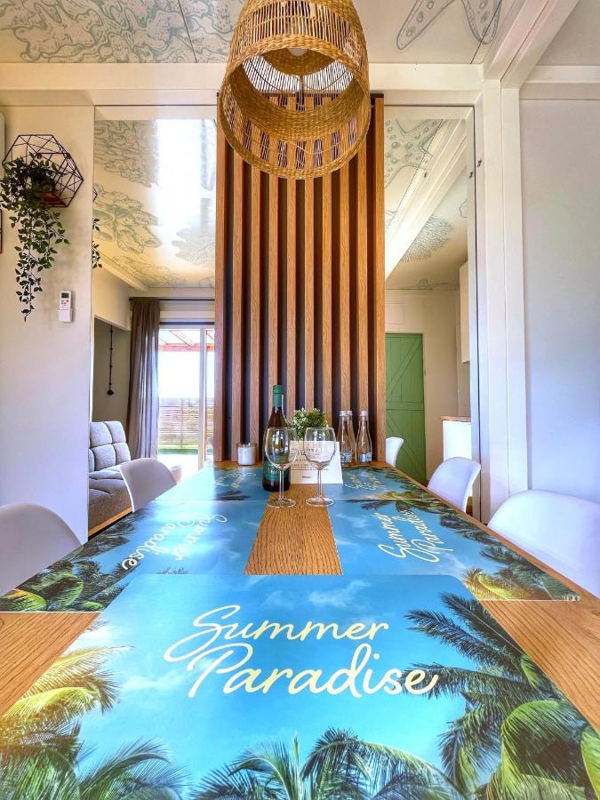 Rresort - Domki Z Krytym I Podgrzewanym Basenem, Sauna, Wifi, Parking W Cenie! Rewal Eksteriør billede